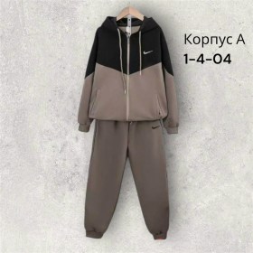 Костюм