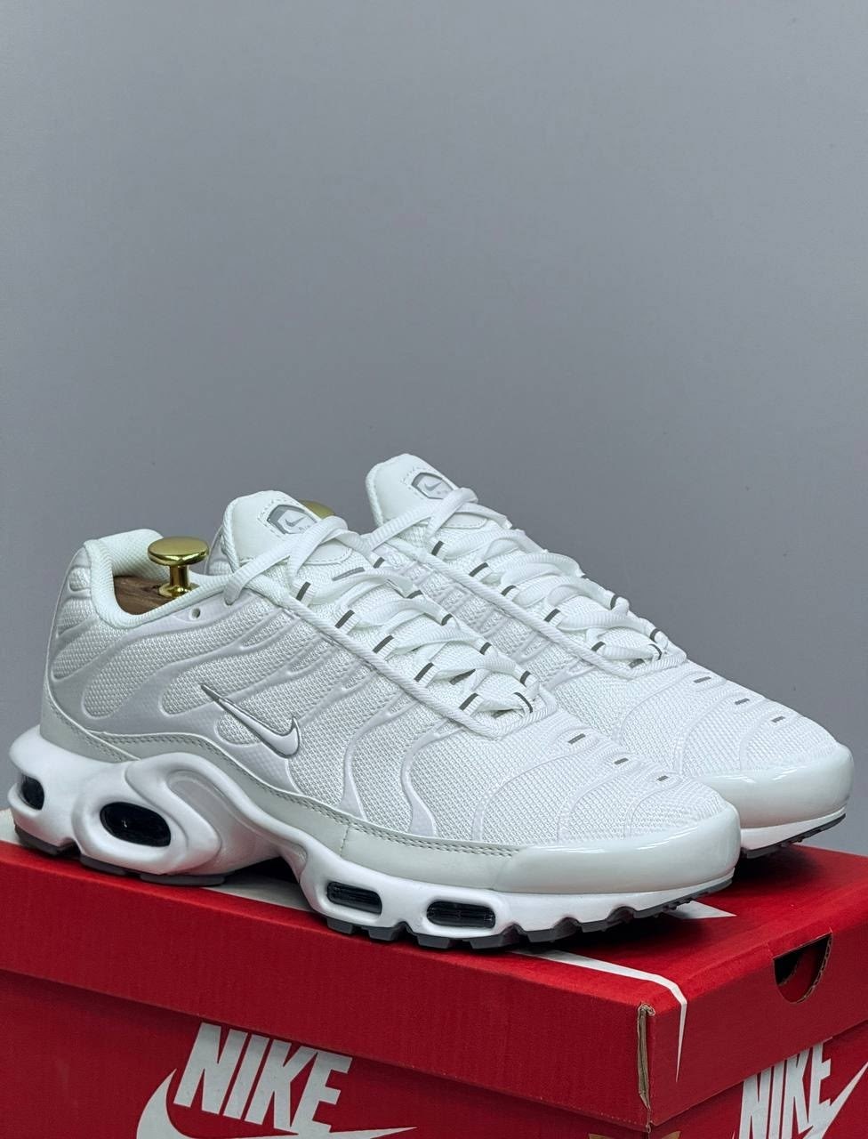 кроссовки nike air max tn plus,nike air max plus tn,кроссовки мужские nike air max plus,nike air max plus,кроссовки