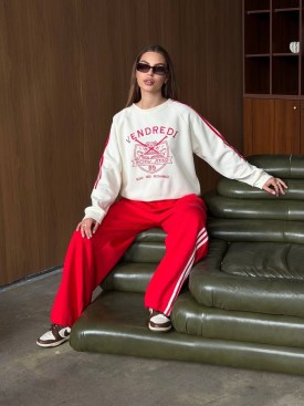Костюм