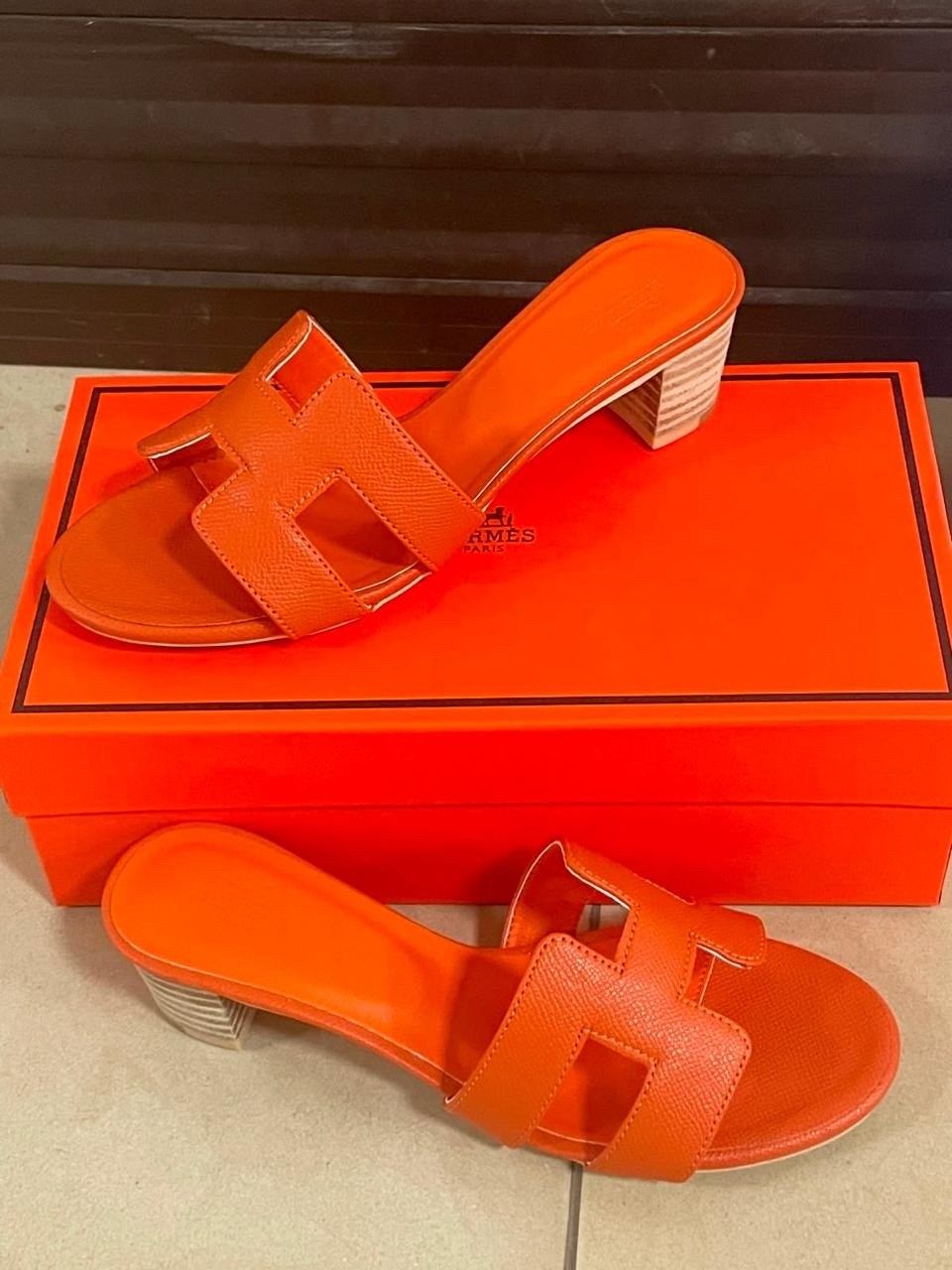 шлепки hermes oran,,шлепки гермес женские,эрмес шлепки,модные босоножки