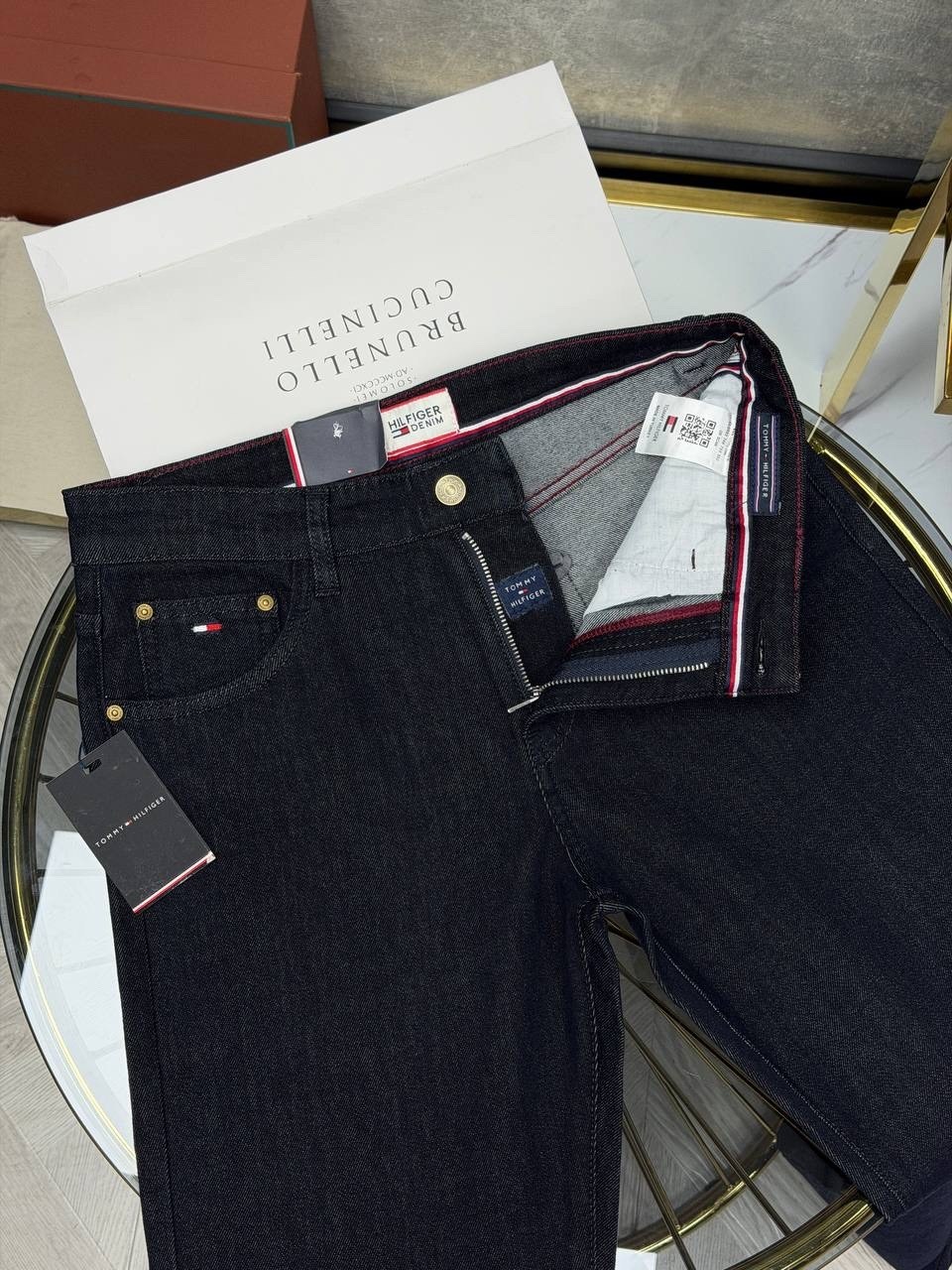 джинсы tommy hilfiger,брюки мужские tommy hilfiger,джинсы томми хилфигер,джинсы томихилфигер артикул 1050961056,мужские джинсы