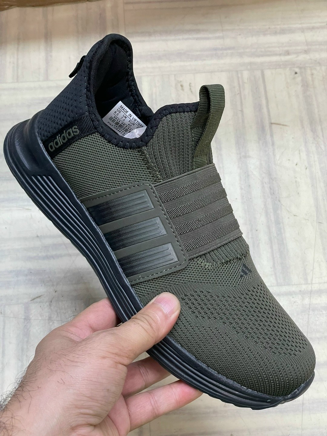 кроссовки adidas,кроссовки,мужские кроссовки,кроссовки облегченные,
