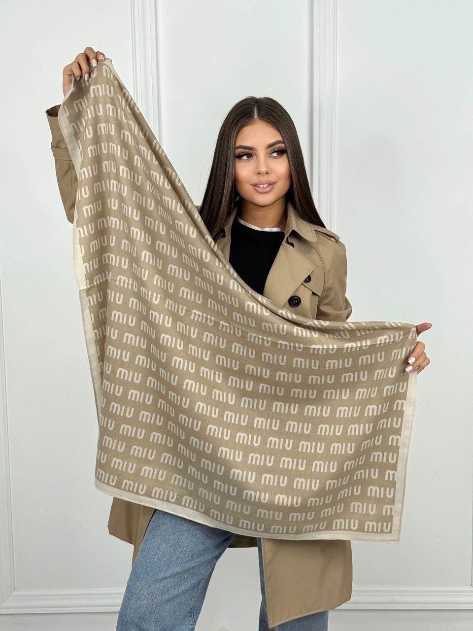брендовый платок из шерсти celine,брендовый платок,женский платок,шелковый платок шанель,платок celine
