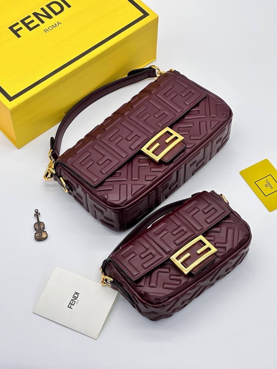 золотая сумка фенди,сумка fendi,fendi сумка на плечо,fendi сумка багет,женская сумка fendi