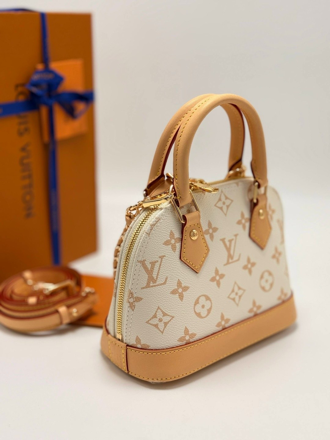 сумка женская louis vuitton,сумка louis vuitton,маленькие сумки луи витон,сумка,модная сумка