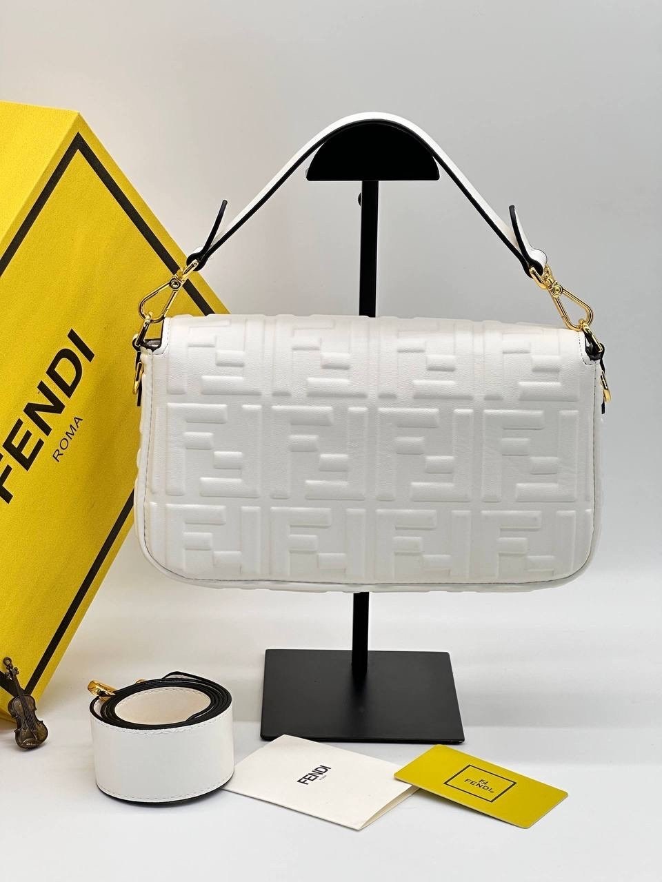 сумка fendi,сумка fendi baguette,fendi сумка багет,сумка fendi женская,fendi сумка на плечо