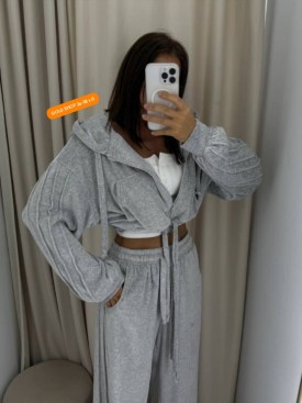 Костюм