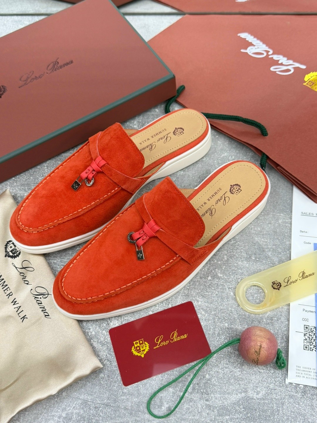 женские замшевые мюли loro piana бежевые,мюли loro piana,лоферы loro piana,лоферы loro piana женские,женские замшевые мюли loro piana голубые