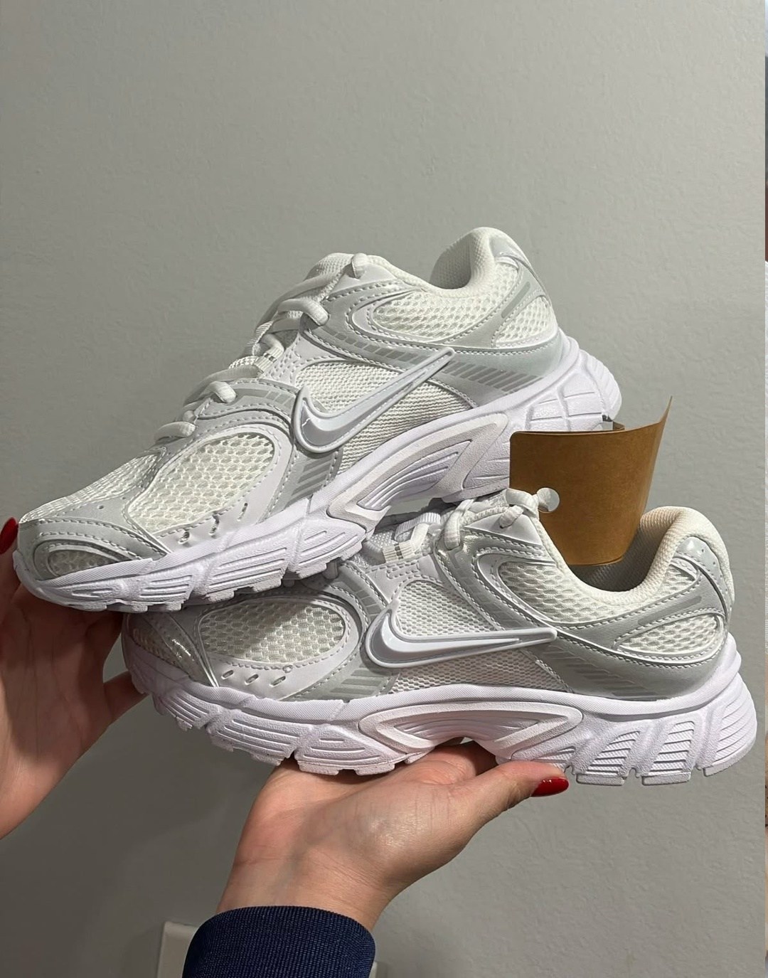кроссовки женские nike,кроссовки,кроссовки nike initiator white,женские кроссовки,кроссовки nike v 5 rnr
