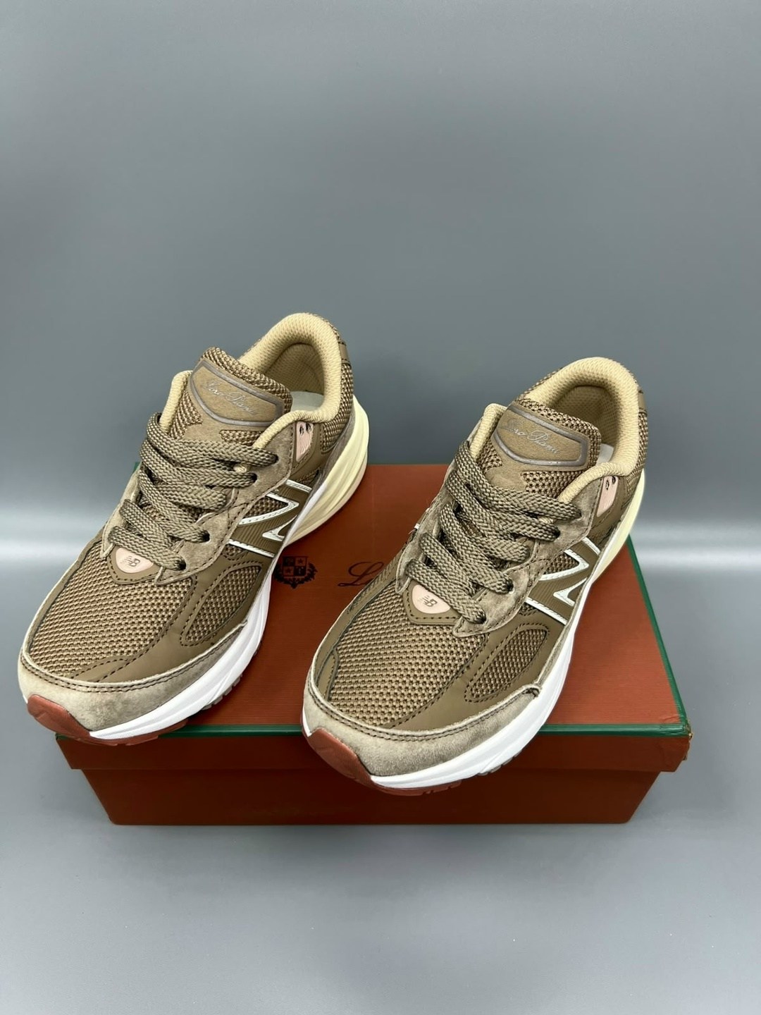 кроссовки loro piana x new balance 990v6,кроссовки loro piana x new balance 990v6 new balance цвет бежевый,кроссовки new balance,кроссовки loro piana x nb 990v6 new balance,кроссовки new balance 990
