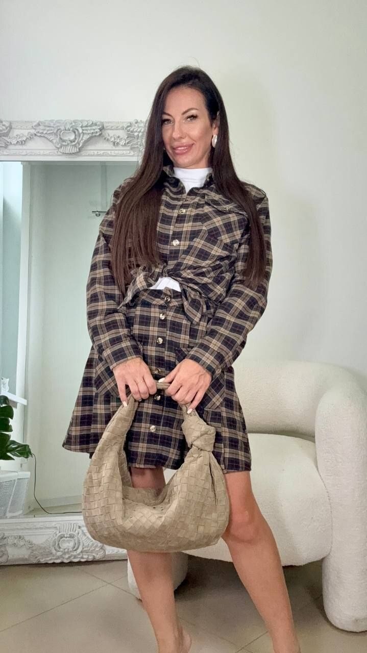 платье в клетку,женский костюм в клетку miu miu,рубашка платья,женский костюм в клетку,костюм с юбкой