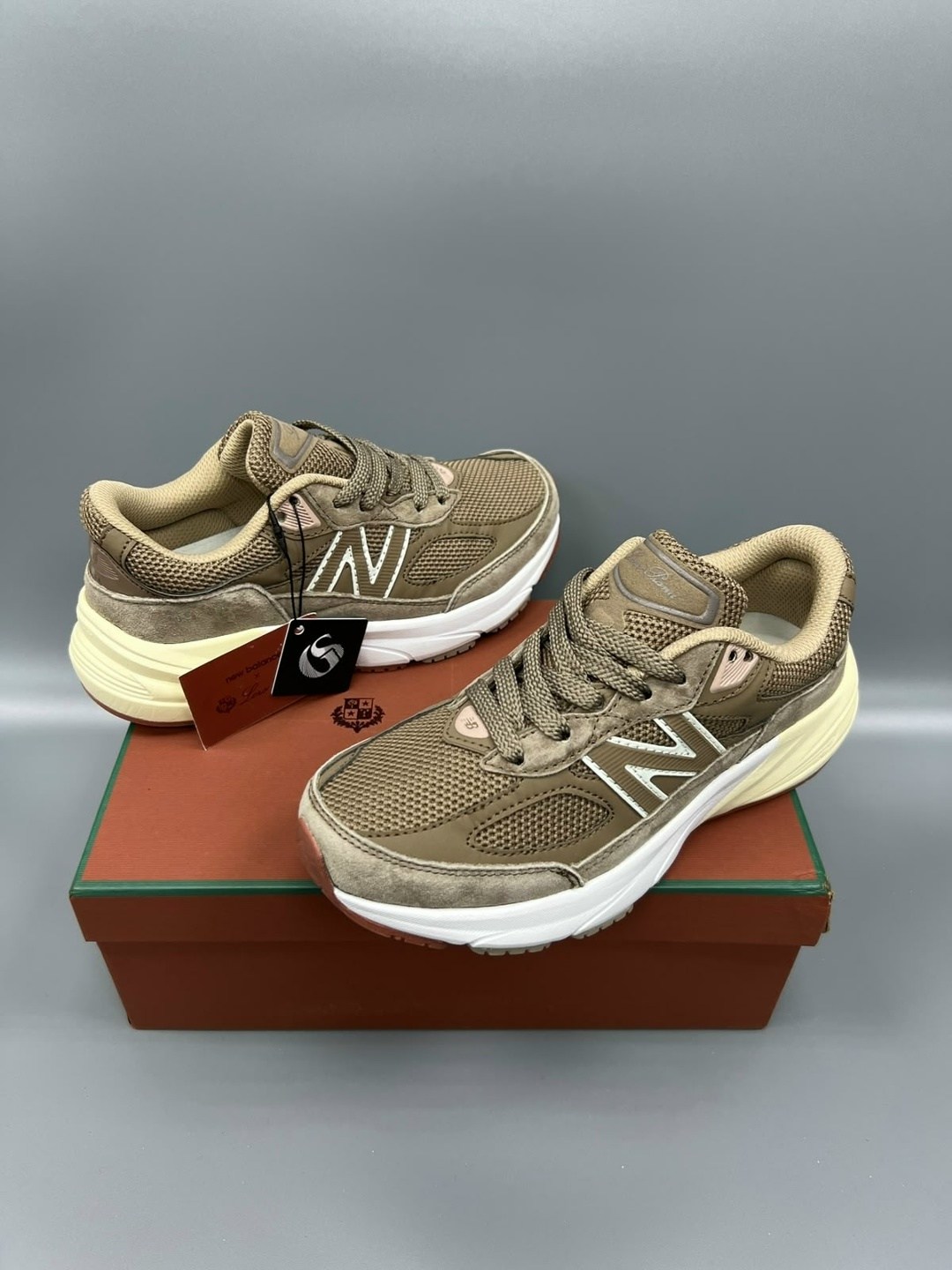 кроссовки loro piana x new balance 990v6,кроссовки loro piana x new balance 990v6 new balance цвет бежевый,кроссовки new balance,кроссовки loro piana x nb 990v6 new balance,кроссовки new balance 990
