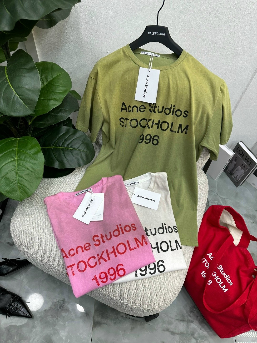 футболка acne studios,футболка женская,футболка оверсайз,розовая футболка,футболка