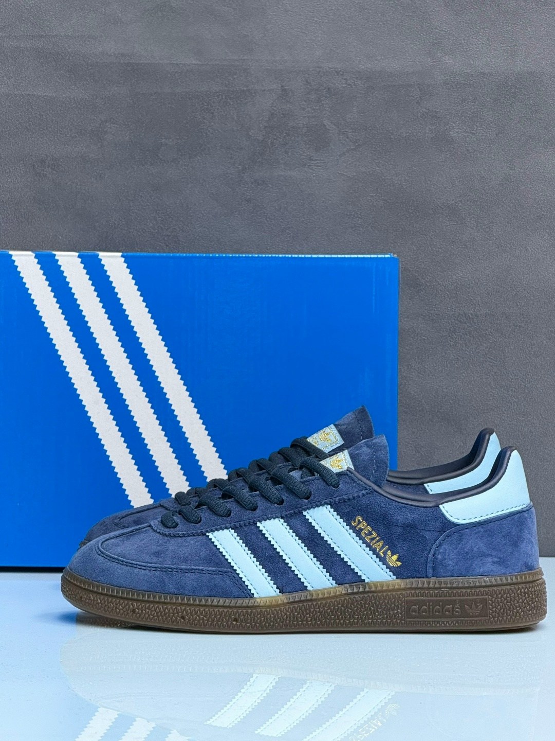 адидас кроссовки специал spezial,кроссовки adidas spezial,кроссовки adidas handball spezial 'navy gum',navy blue adidas spezial,кроссовки handball spezial adidas