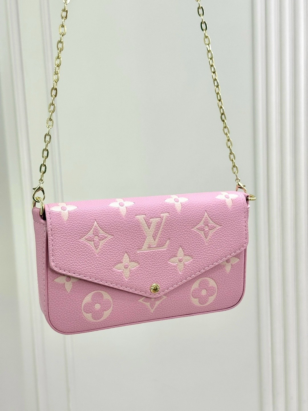 сумка на плечо louis vuitton,сумка клатч,louis vuitton сумка,сумочка розовая,louis vuitton pochette