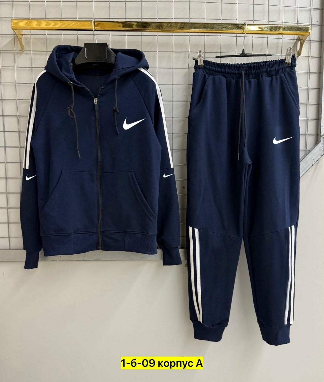 спортивный костюм nike,спортивные костюмы мужские,мужской спортивный костюм nike,спортивные костюмы мужские на флисе,спортивный костюм