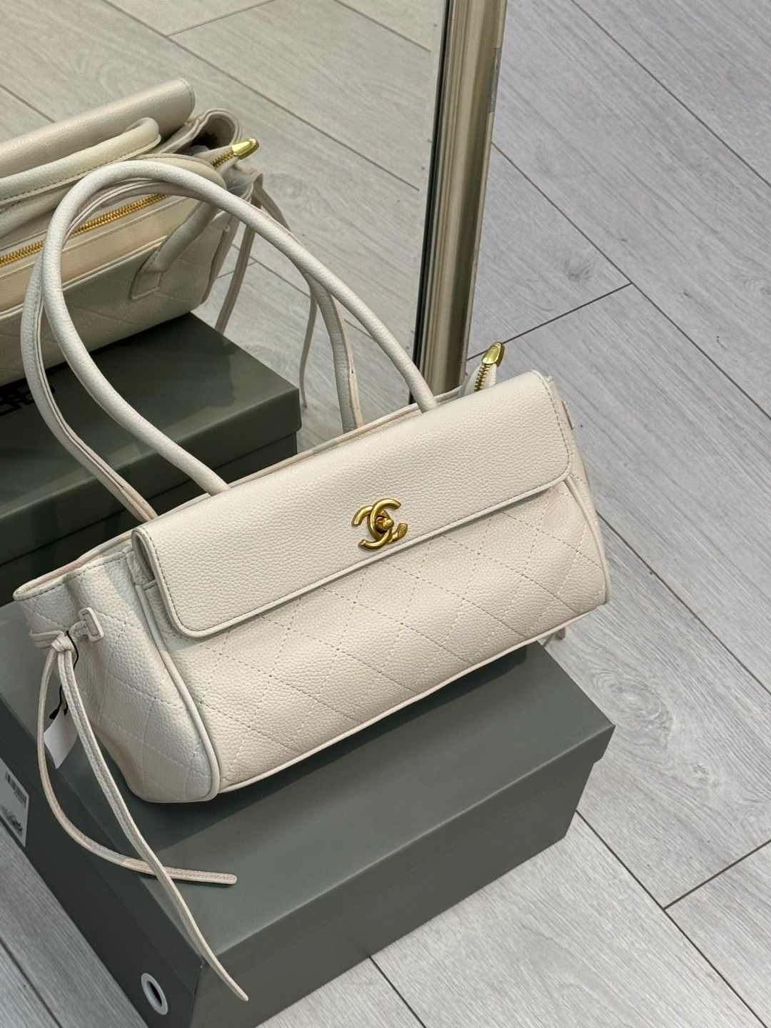 шанель сумка,женская сумка chanel,chanel bag,сумка шанель модная,белая сумка шанель