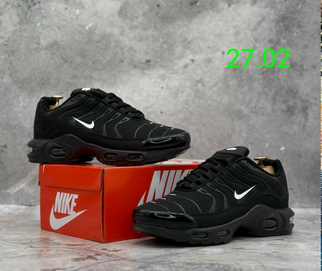 кроссовки nike air max plus tn,кроссовки мужские nike air max tn plus,кроссовки для мужчин,кроссовки мужские nike air max plus,кроссовки мужские nike air