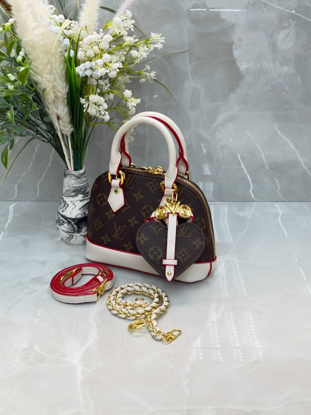 сумка луи виттон,сумка луи виттон альма,louis vuitton alma bb,сумкa louis vuitton,женская сумка louis vuitton