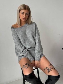 Костюм