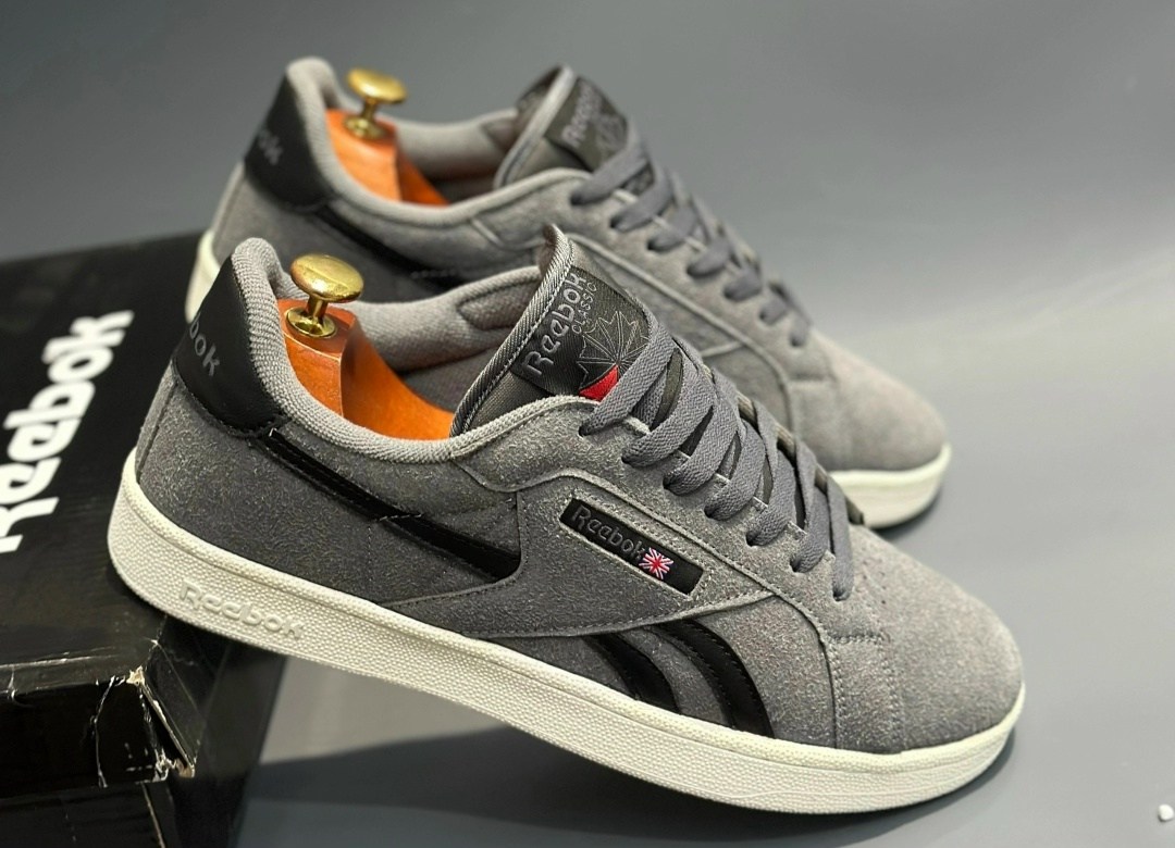 кроссовки reebok revenge plus,кроссовки reebok reebok classic,кроссовки мужские reebok,reebok classic кроссовки,reebok revenge plus