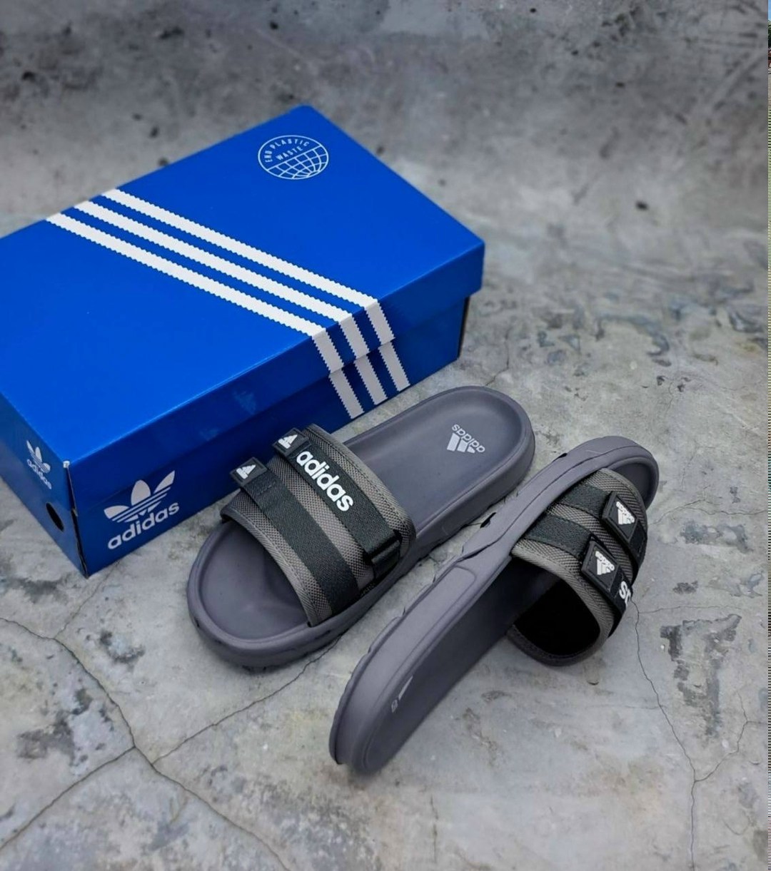 сланцы adidas,шлепки adidas adilette,шлепанцы adidas,шлепанцы adidas adilette,сланцы мужские адидас