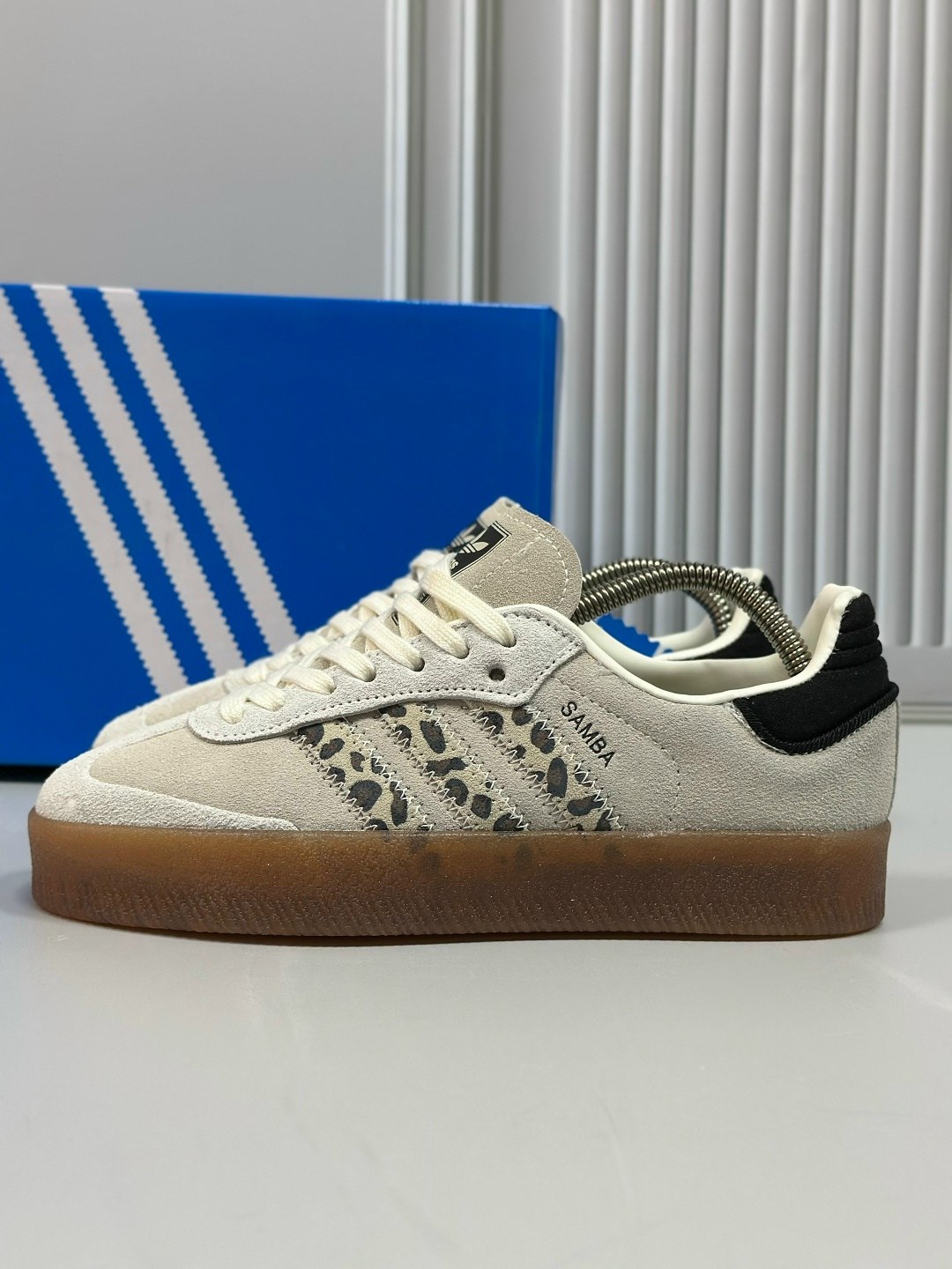 кроссовки adidas samba,,кроссовки adidas,adidas samba leopard,спортивная