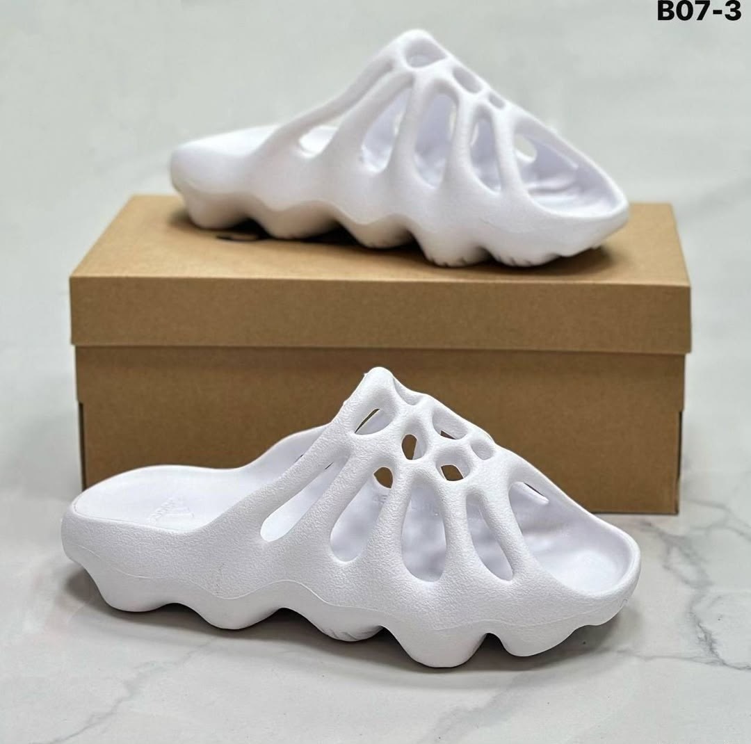 adidas yeezy foam runner stone sage,adidas yeezy foam runner,adidas yeezy,adidas yeezy 450,adidas yeezy 450 slide