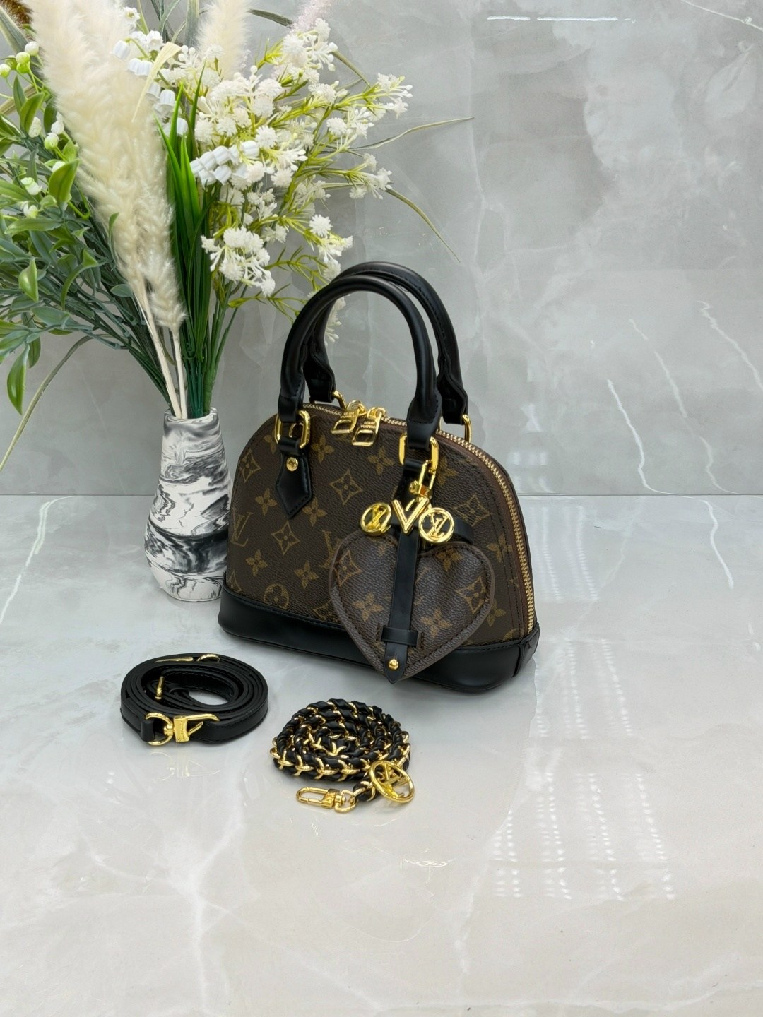 сумка луи виттон,сумка луи виттон альма,louis vuitton alma bb,сумкa louis vuitton,женская сумка louis vuitton