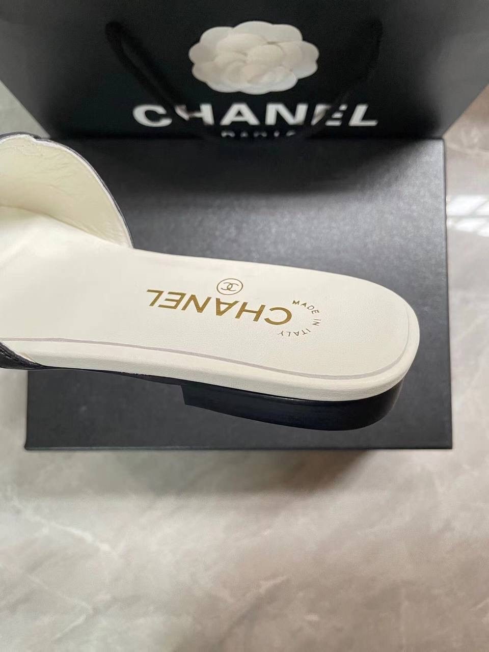 ,шлепанцы chanel,босоножки chanel,сандалии шанель,шлепанцы женские