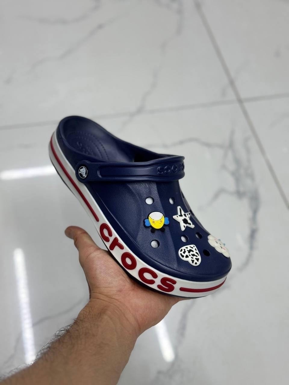 кроксы шлепки с джибитсами,,джибитсы на кроксы,crocs сабо,crocs шлепанцы