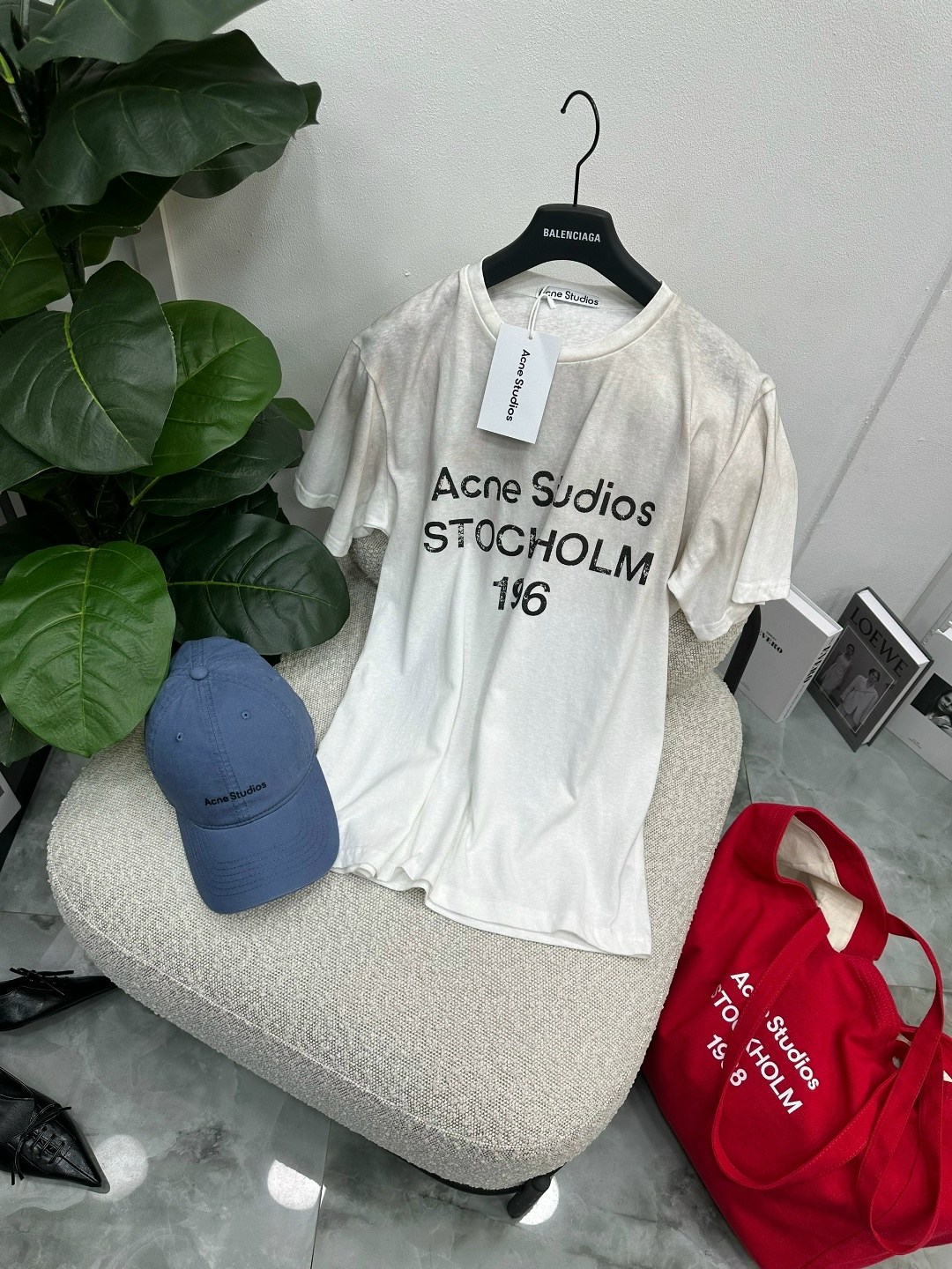 футболка acne studios,футболка женская,футболка оверсайз,розовая футболка,футболка