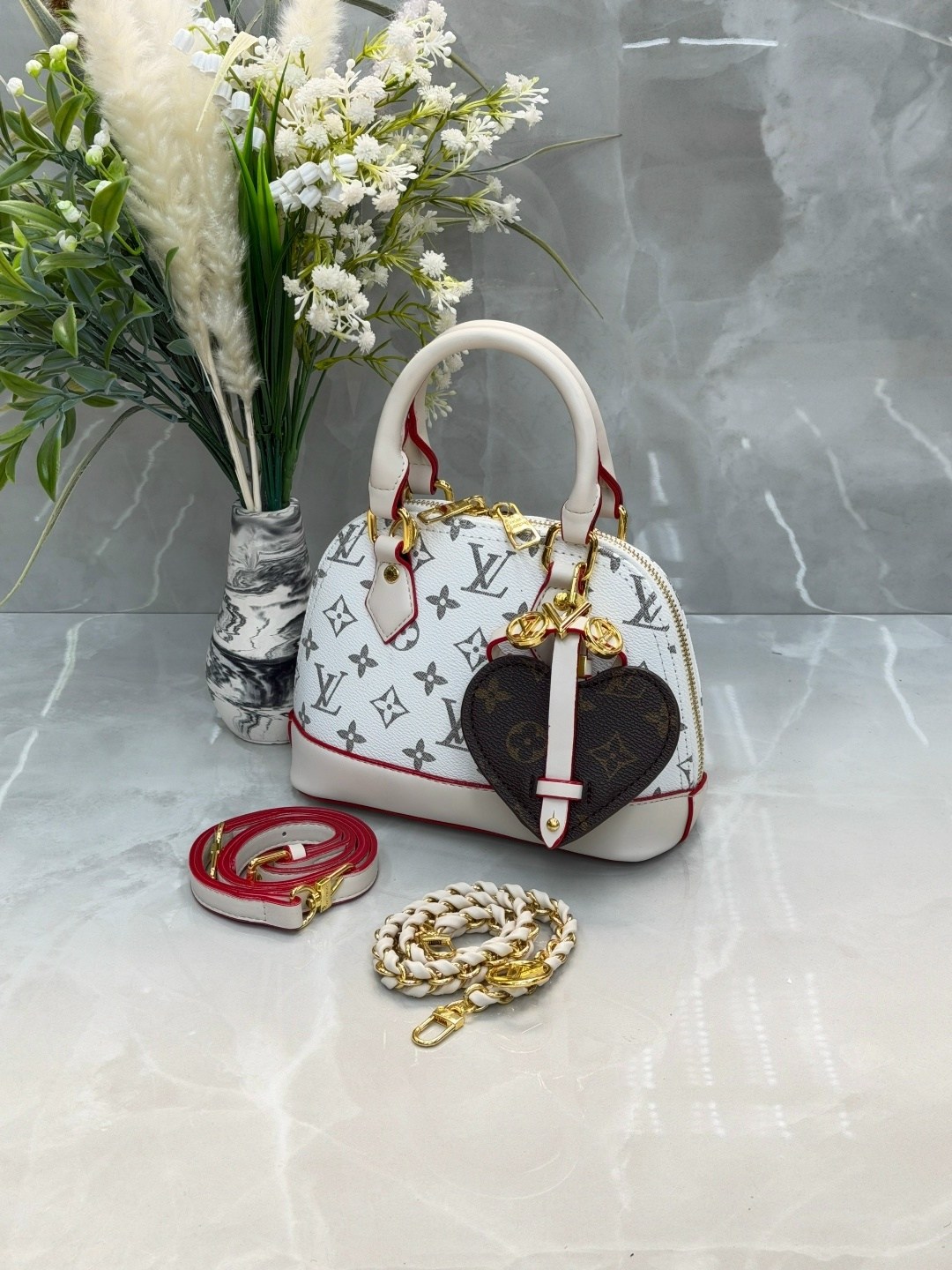 сумка луи виттон,сумка луи виттон альма,louis vuitton alma bb,сумкa louis vuitton,женская сумка louis vuitton