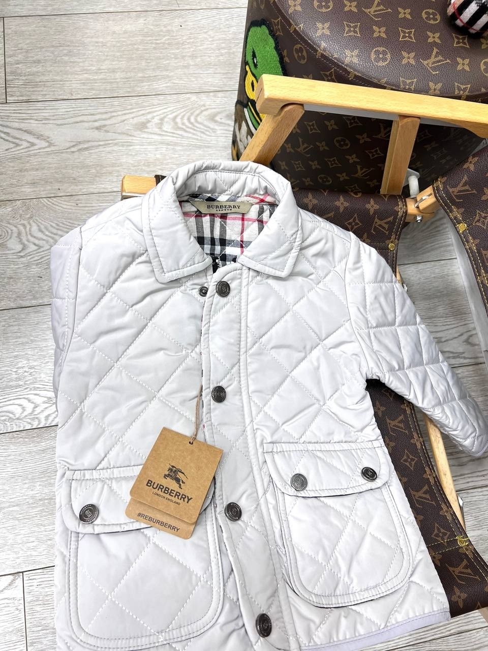 куртка 8030814 burberry,стеганая куртка холти,burberry baby,куртка burberry,куртка стеганная