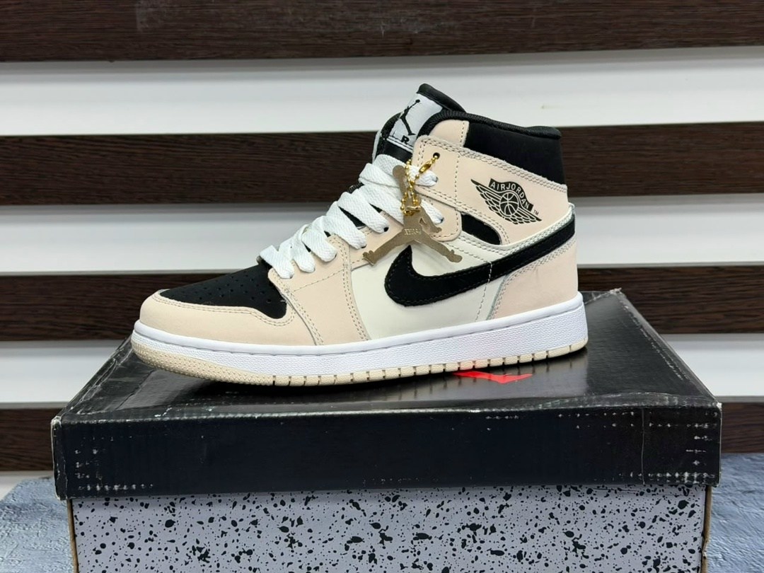 кроссовки женские nike air jordan 1,nike air jordan 1,женские кроссовки nike air jordan 1 mid,nike air jordan 1 mid,кроссовки nike air jordan 1