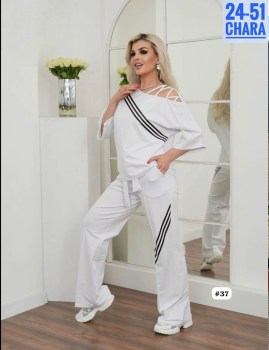 Костюм