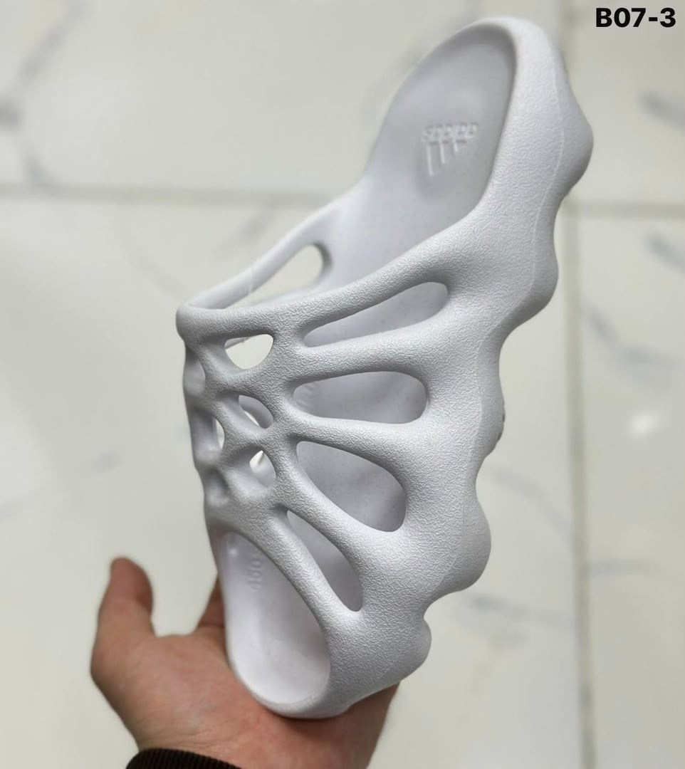 adidas yeezy foam runner stone sage,adidas yeezy foam runner,adidas yeezy,adidas yeezy 450,adidas yeezy 450 slide