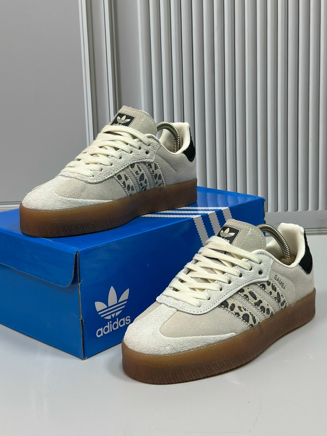 кроссовки adidas samba,,кроссовки adidas,adidas samba leopard,спортивная