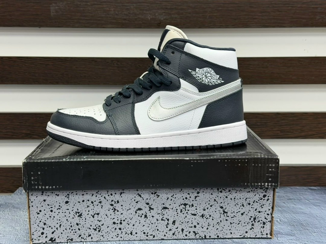 мужские кроссовки nike air jordan 1 retro high,кроссовки nike air jordan 1,кроссовки nike air jordan,nike air jordan 1 mid,nike air jordan 1