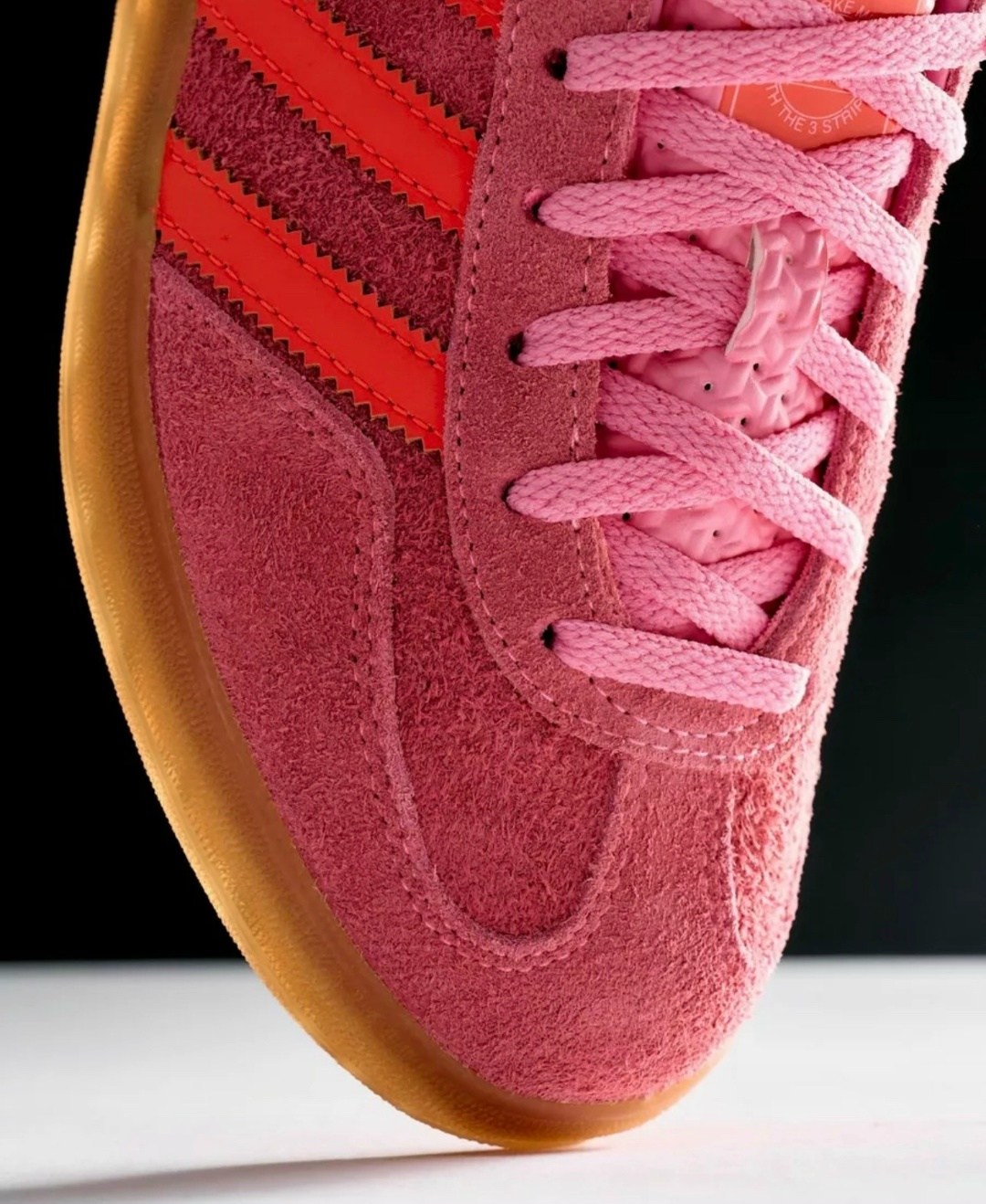 кроссовки adida gazelle,женские кроссовки adidas gazelle,adidas gazelle indoor bliss pink,кроссовки adidas gazelle indoor,кроссовки gazelle adidas
