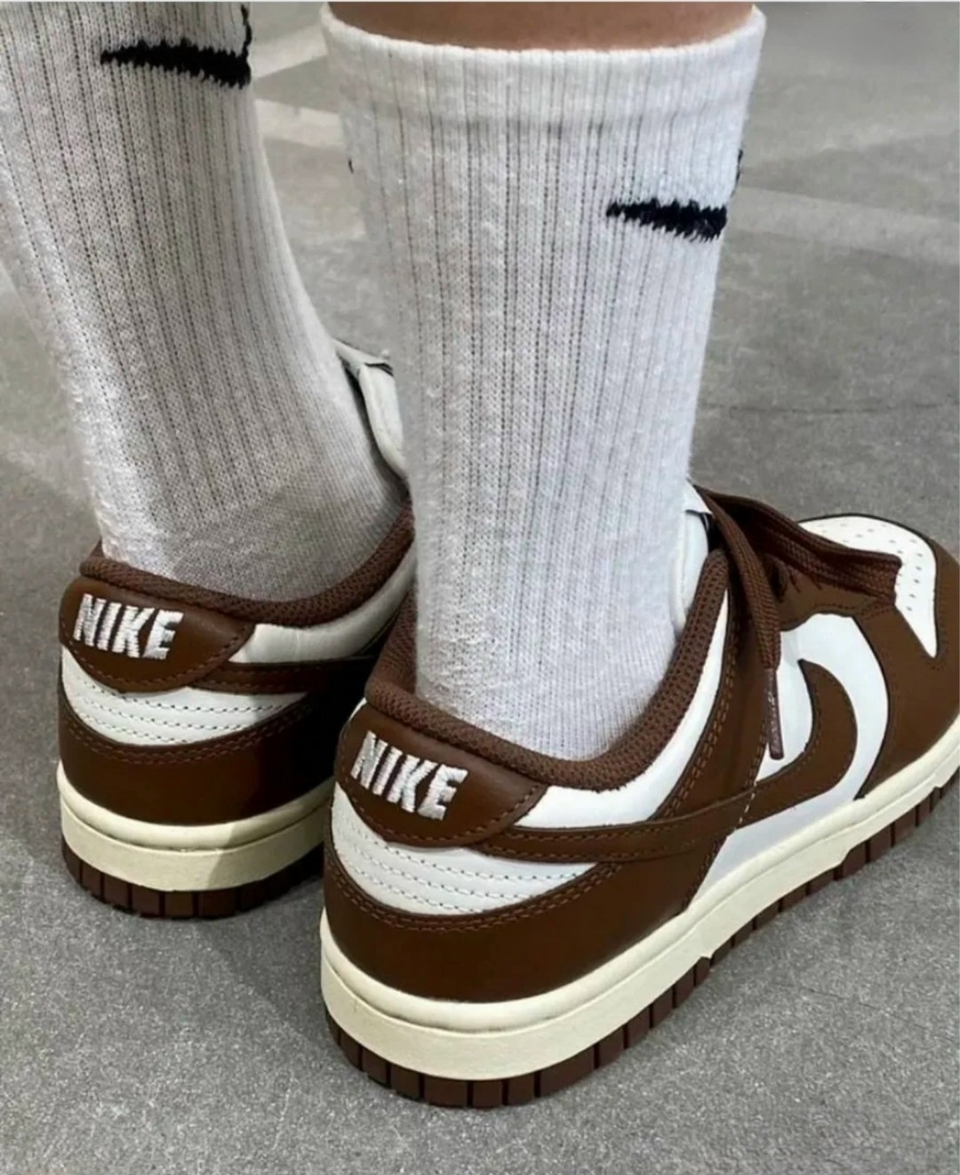 nike коричневые кроссовки dunk для женщин,кроссовки nike sb dunk low cacao,кроссовки nike dunk sb low,nike коричневые кроссовки,кроссовки найк nike dunk low cacao wow
