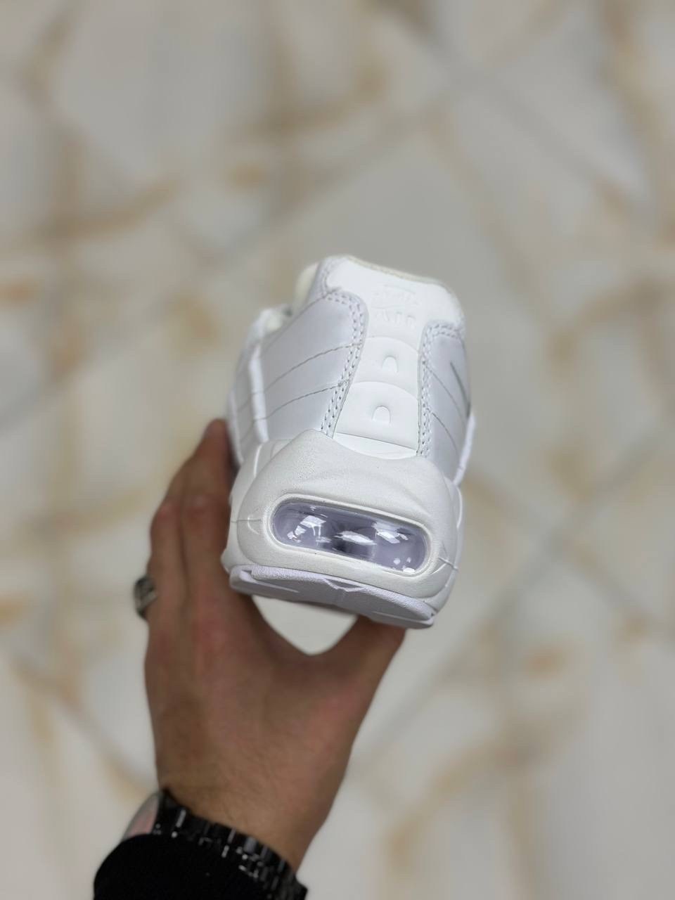 nike air max 95 triple white,nike air max 95 white,nike air max 95 essential,nike air max 95,кроссовки