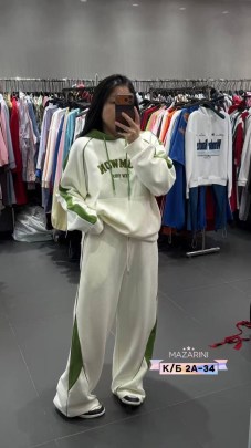 Костюм