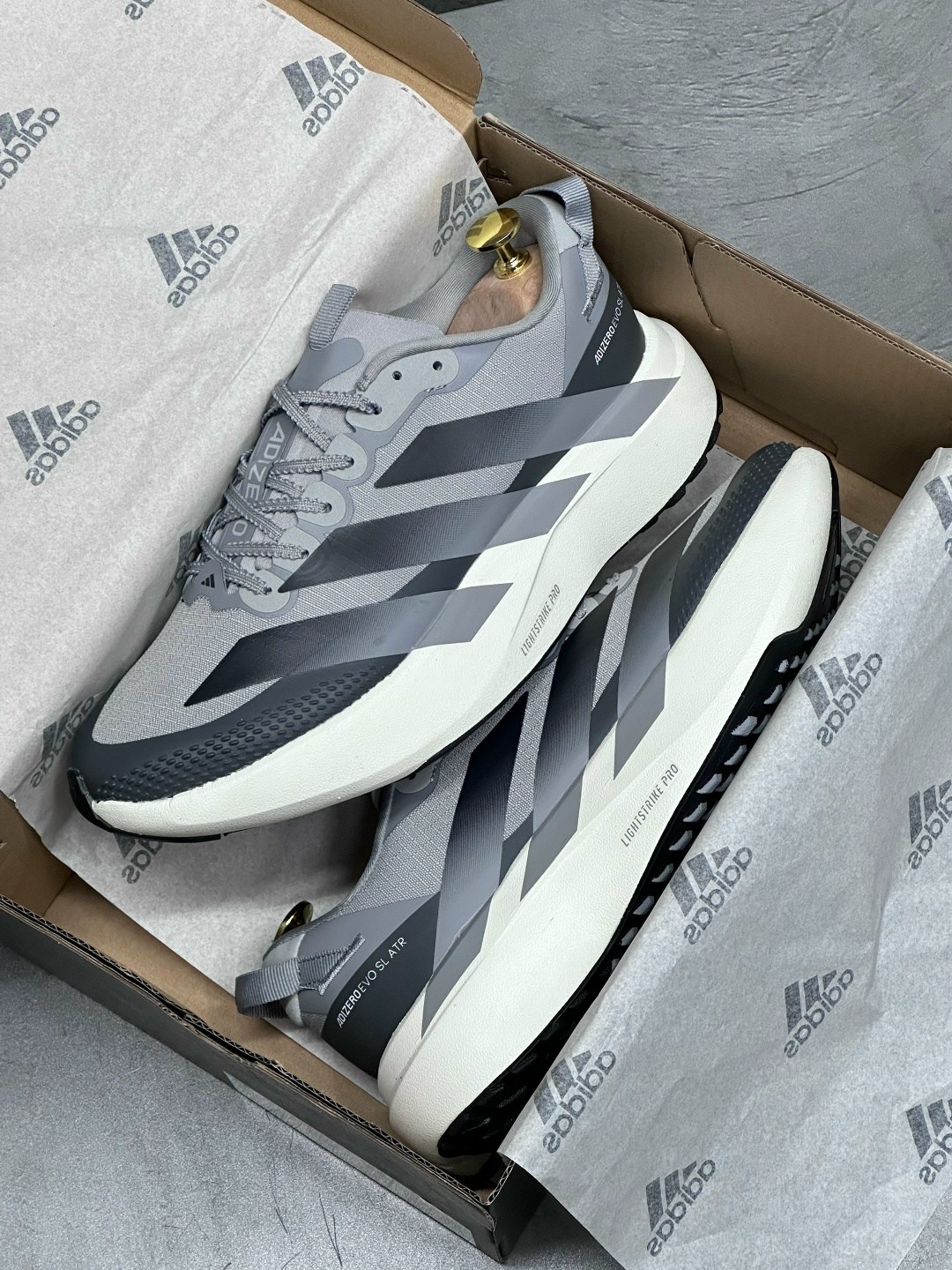 кроссовки adidas,кроссовки adidas adizero,adidas adizero evo sl,adidas кроссовки мужские,кроссовки