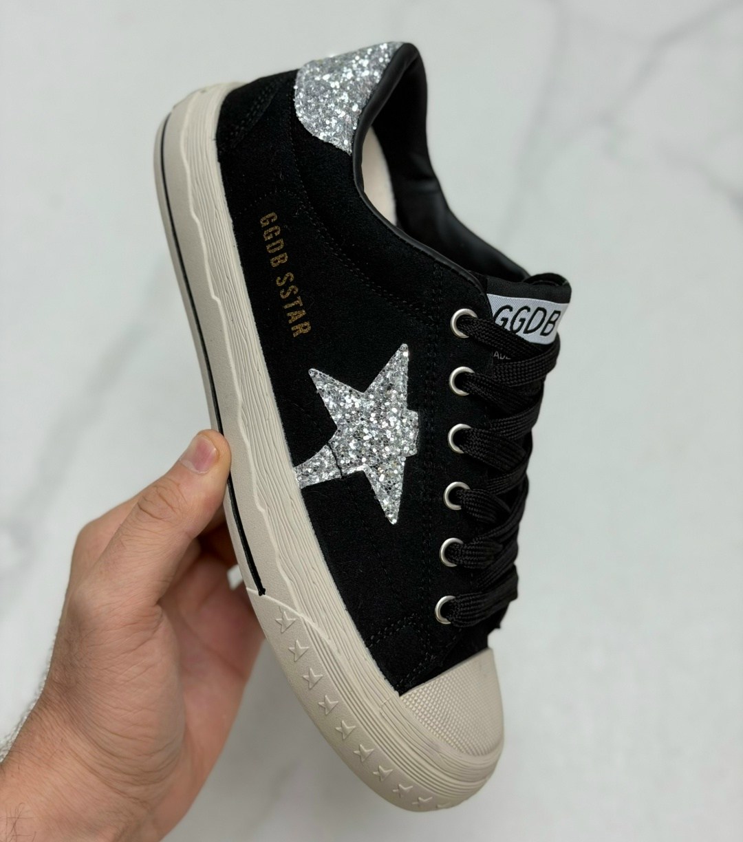 ,кроссовки golden goose,кеды golden goose,стильные кеды,женские кроссовки