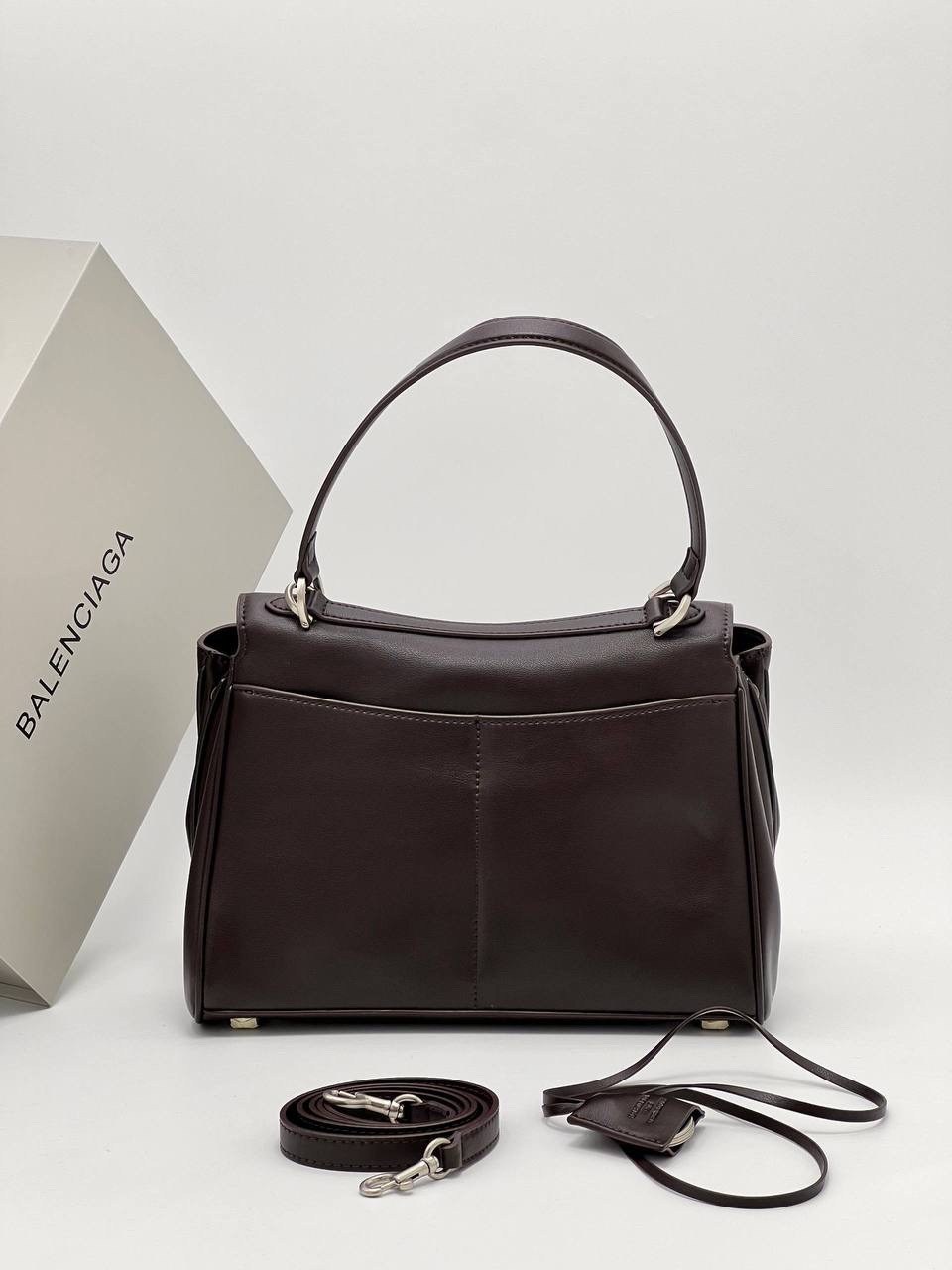 balenciaga сумка женская,сумка balenciaga rodeo,сумка в образе balenciaga rodeo кожа 35/25/10см,сумка balenciaga,сумка