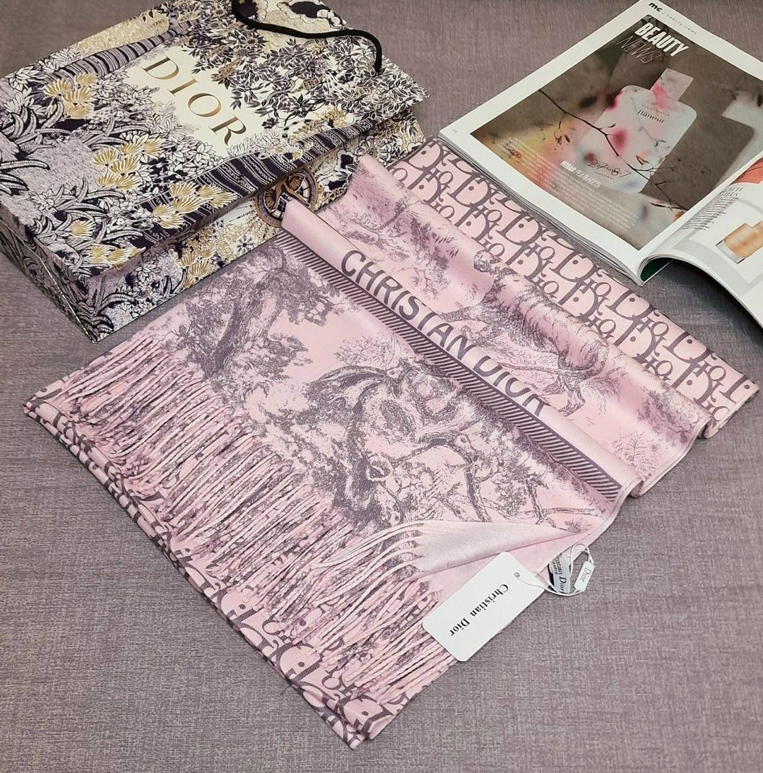 палантины dior,палантин женские,брендовый шерстяной платок dior,палантин dior теплый кашемировый,теплый палантин от dior