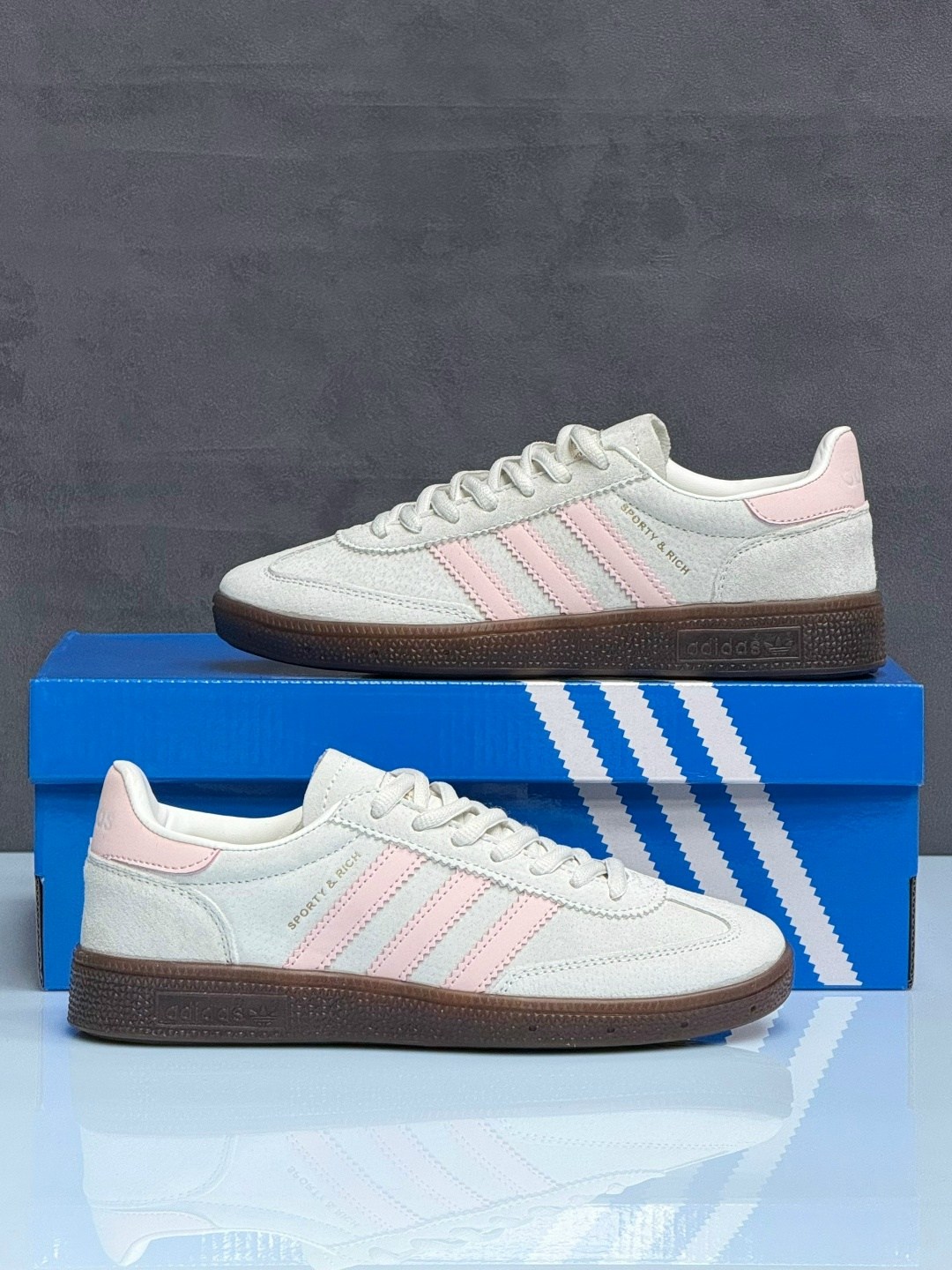 кроссовки adidas,кроссовки мужские женские adidas,кроссовки adidas samba,adidas handball spezial,кроссовки adidas handball spezial w sandy pink off white