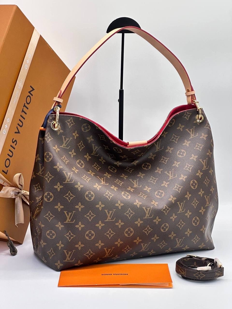 cумка louis vuitton,louis vuitton сумка женская,луи виттон сумка,сумка луи витон,луи виттон хобо