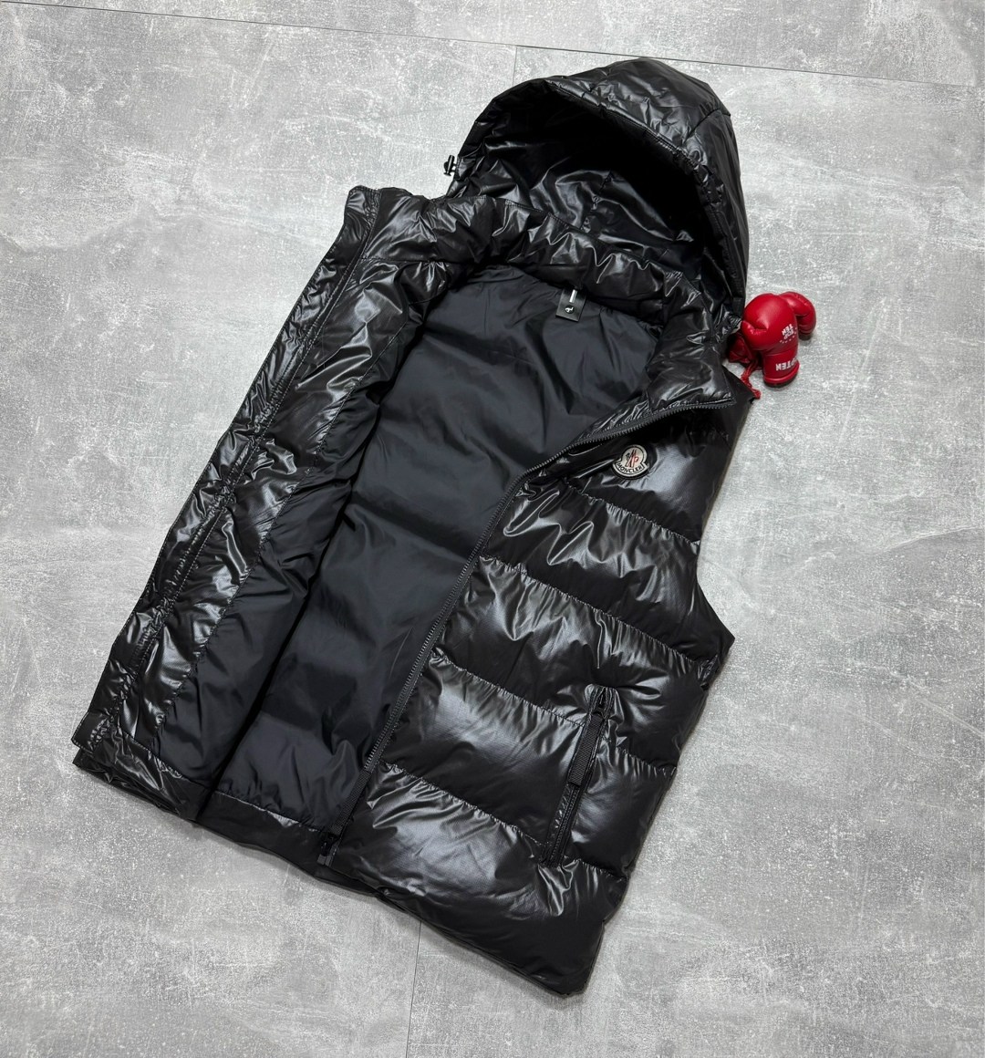 жилетка moncler,жилет moncler,жилетка монклер мужская,жилетка мужская,жилетка
